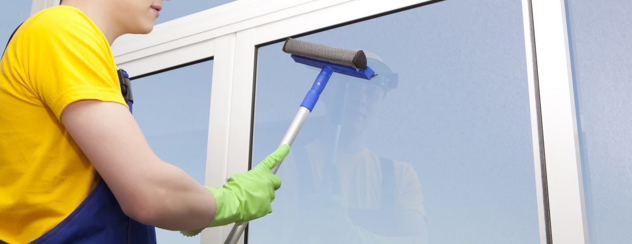 window washing by Cleaning Company Boise